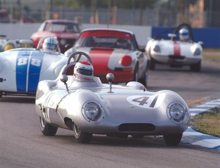  Lotus Eleven Le Mans (180) 1956 года  (фото 77 из 80)